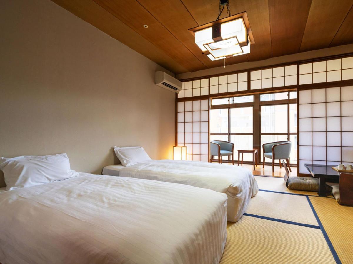 Hotel Flags Isahaya Nagasaki Buitenkant foto